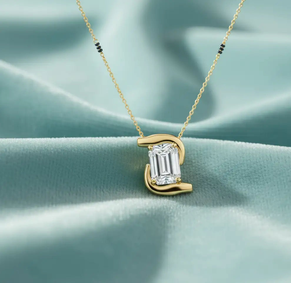 Emerald Solitaire 1.01 ct lab grown Mangalsutra